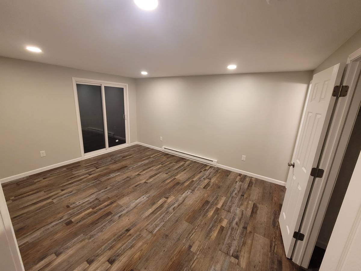 6289 Robinson Road Lockport Condo 8