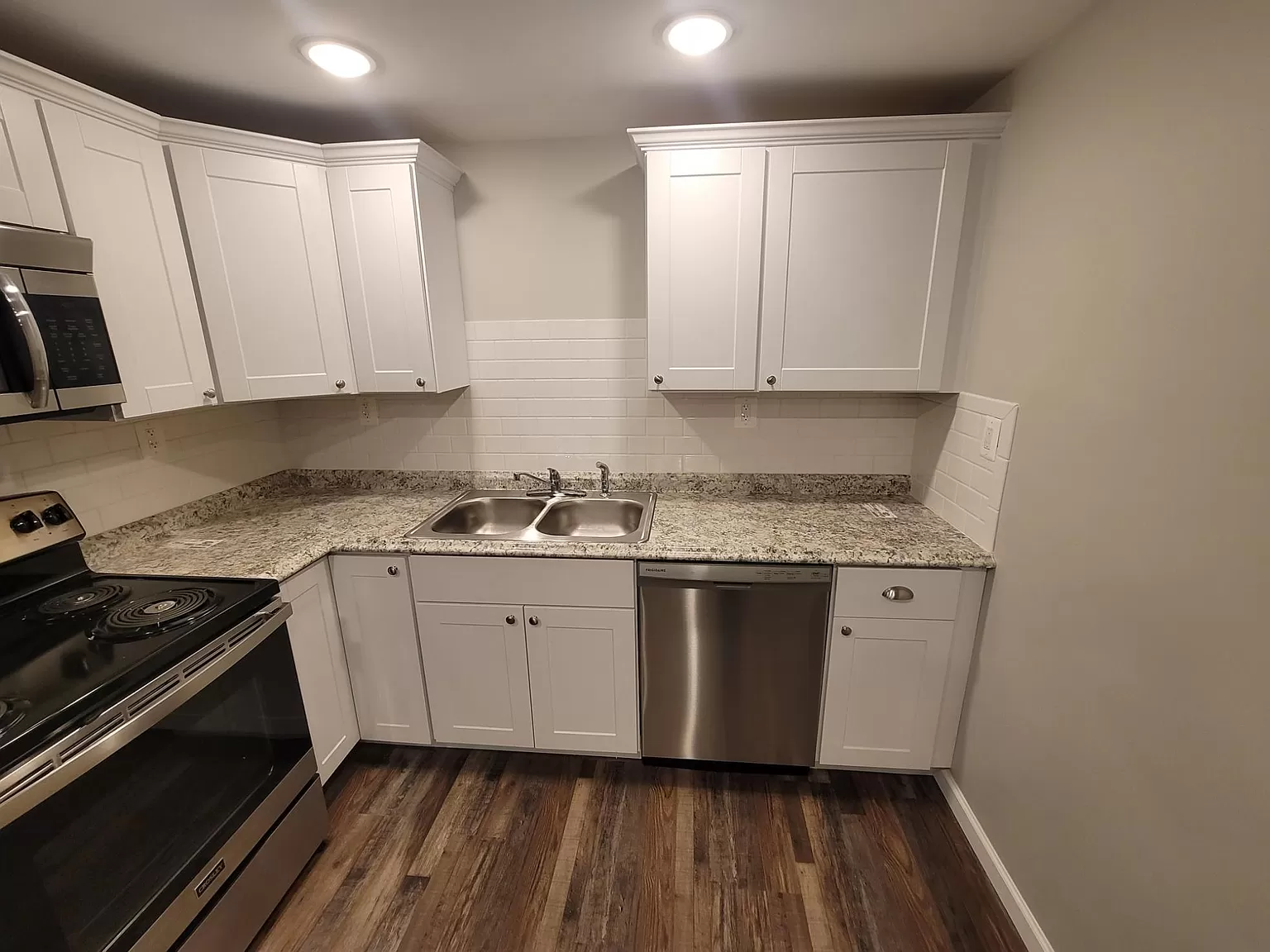 6289 Robinson Road 2 Bed Lower 3