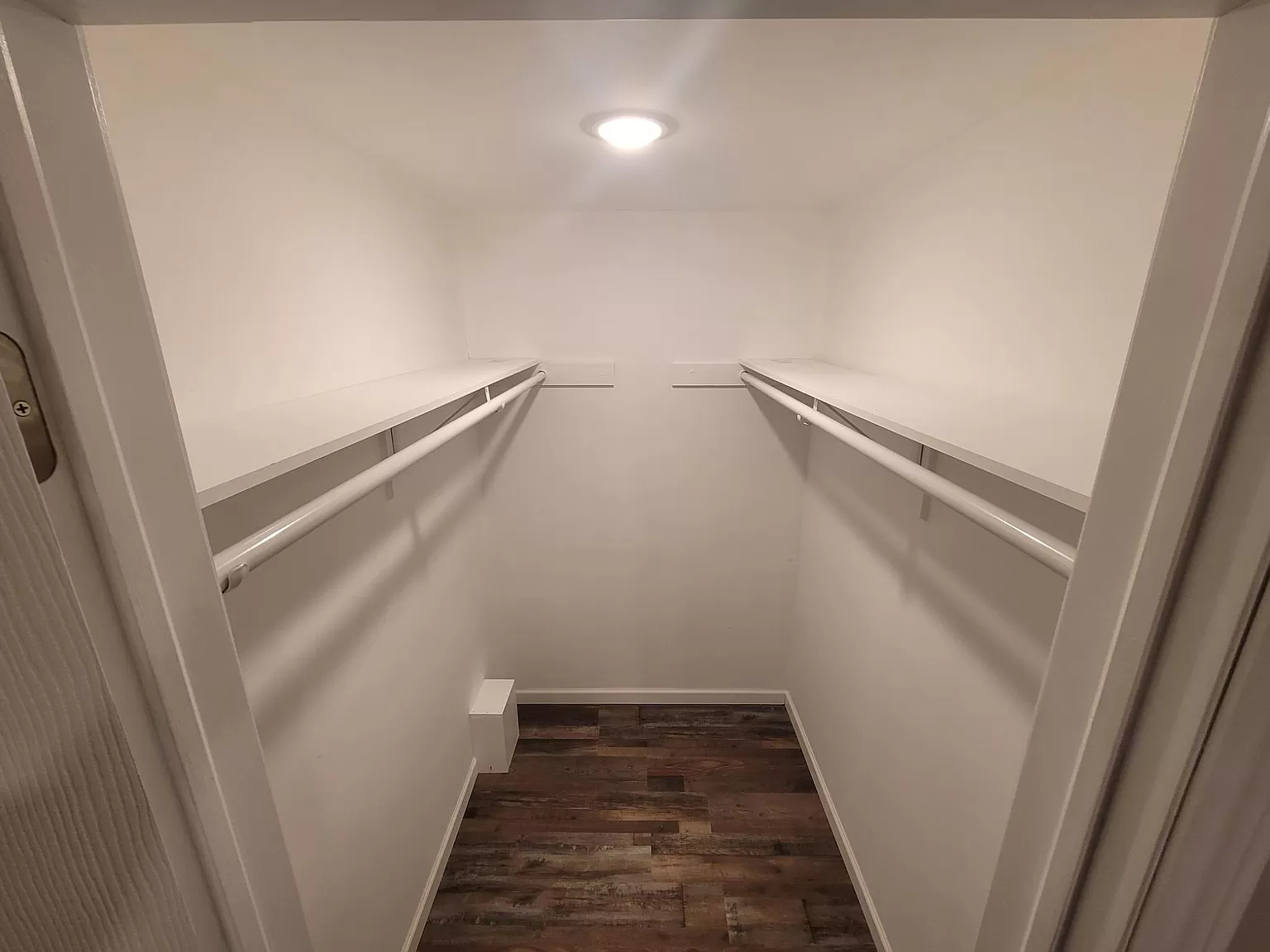 6289 Robinson Road 2 Bed Lower 6